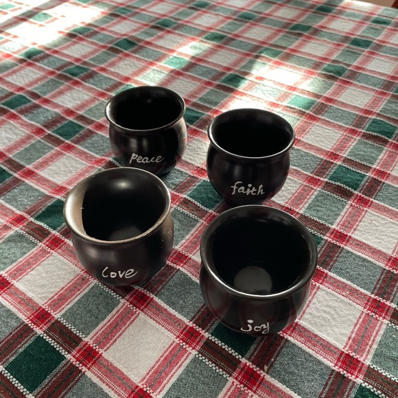 Teaopia Porcelain Set - Picture 3 of 5